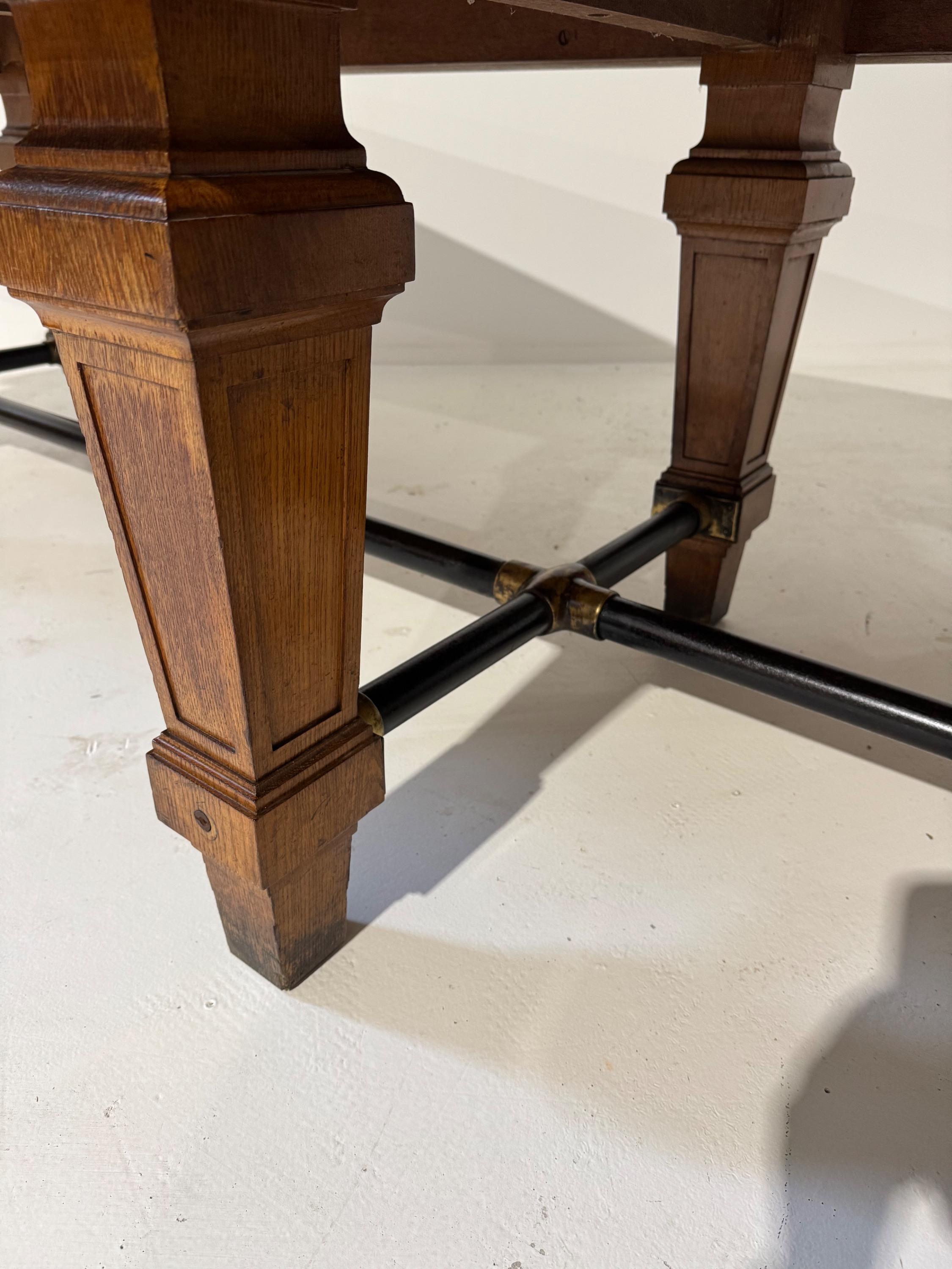 Impressive Big French 1940 Table in Solid Oak, iron & Bras. Made for the « Banque de France » to Seal the Gold Bars.  Dim = 302 x 111 x 76,5 cm