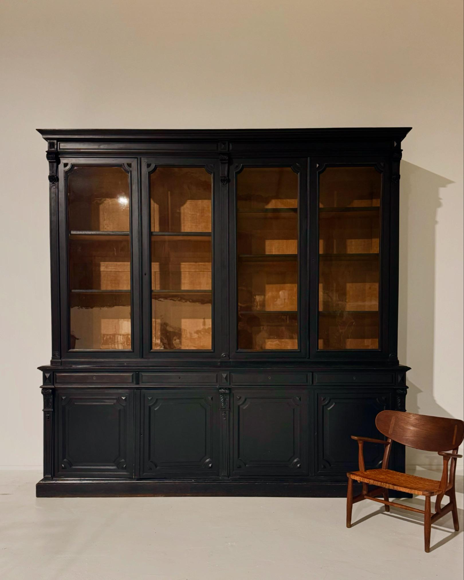 Impressive Big French Napoleon III Ebonised Bookcase With Nice Details & Old Glasses.  Dim = 290 x 290 x 70 cm