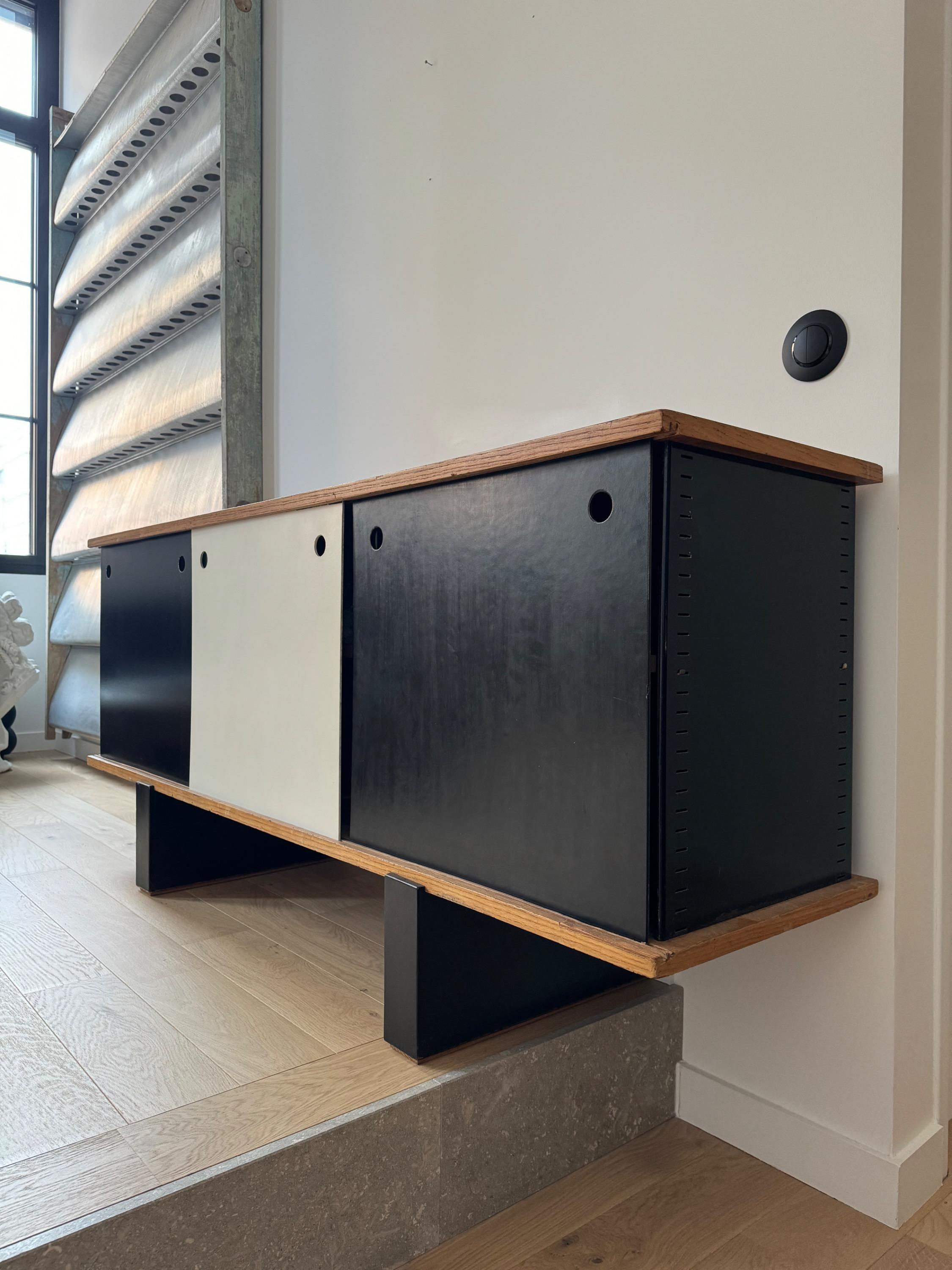 Rare Charlotte Perriand « Bloc » Sideboard    Steph Simon Edition Circa 1958